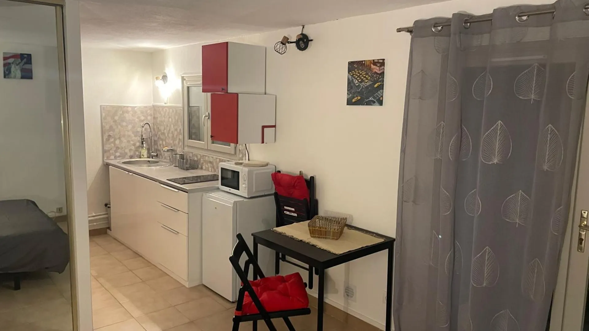 Apartamento Studio Climatise Avec Terrasse Dans Villa Au Calme Niza Francia
