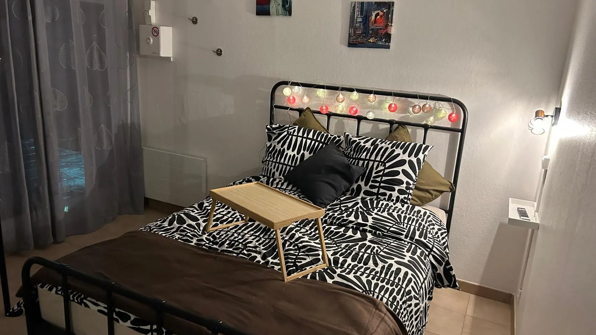 Studio Climatise Avec Terrasse Dans Villa Au Calme Niza Apartamento